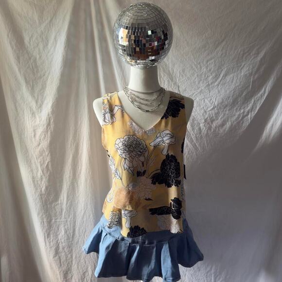 Yellow floral layered - Picture 1 of 5